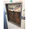 Image 9 : Vintage 1940’s Bowser ESSO Gas Pump (Metal is solid, Easy restoration)
