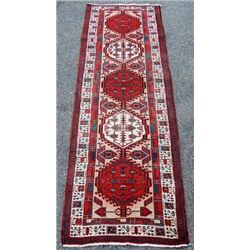 Finely contrasted hand woven Persian Sarab Runner