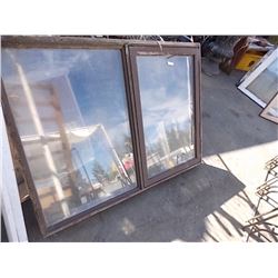 VINTAGE WINDOW - SLIDER