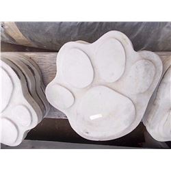 CONCRETE - STEPPING STONE - PAW - MED