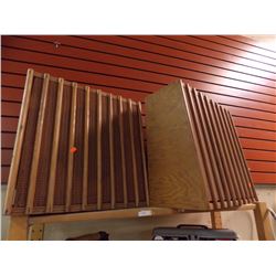 BOX SPEAKERS - 2 TTL