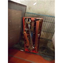 TOOL CADDY & TOOLS