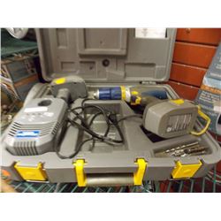 CRAFTSMAN 18 VOLT DRILL, 2 BATTERIES & CHARGER