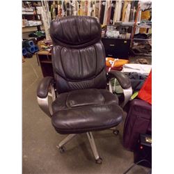 EXECUTIVE OFFICE CHAIR - SOME ARM WEAR