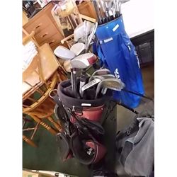 SET OF GOLF CLUBS & CART
