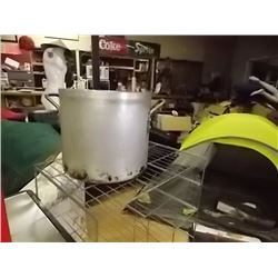 LARGE COMMERCIAL HEAVY DUTY ALUMINUM POT