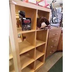 BOOK STAND CUBICAL - 5'