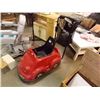 Image 1 : CHILD'S TOY PUSH CAR
