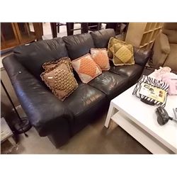 BLACK LEATHER COUCH