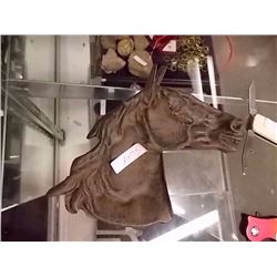 CAST IRON HORSE FIG