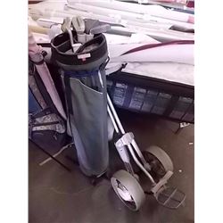 SET OF GOLF CLUBS & 2 CARTS & BAG