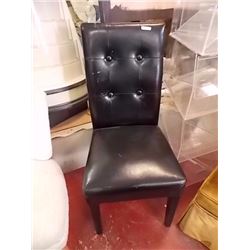 LEATHER CHAIR - BLACK