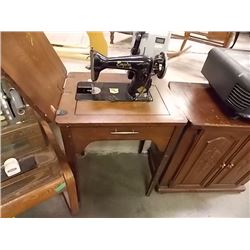 EMPIRE VINTAGE ELECTRIC SEWING MACHINE IN CABINET
