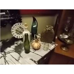 LOT OF COLLECTABLE BOTTLES