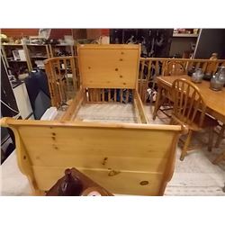 SINGLE SLEIGH BED - PINE