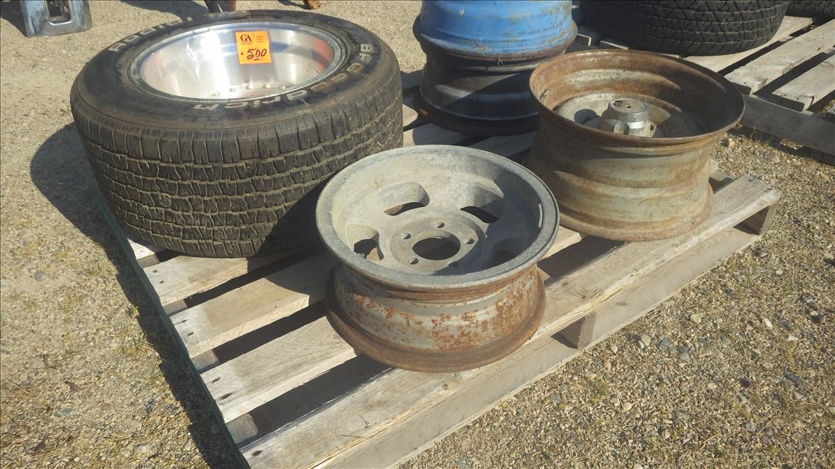PALLET WITH VARIETY OF GM RALLY WHEELS AND AND 14/6 ALUMINUM SLOT AND 1 ...