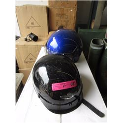 2 Motorcycle Helmets