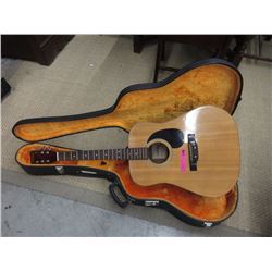 DeLoren Acoustic Guitar with Case