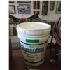 Image 1 : 5 Gallon Pail Cloverdale One Coat Paint
