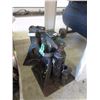 Image 1 : Pair of Hydraulic Jacks