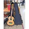 Image 1 : Kent Acoustic Guitar with Case