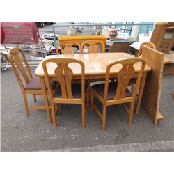 Oak Dining Table with 6 Chairs & Leaf