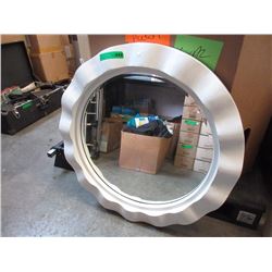 Round Wall Mirror with White Frame