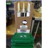 Image 1 : 9 1 LITER COMPOST COLLECTORS/3 BOXES OF 9 DRY ROOFING SEALER