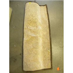 APPROX 5 X 8 BEIGE WOOL AREA RUG
