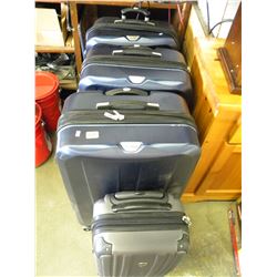 4 PIECES OF TRAVEL LUGGAGE