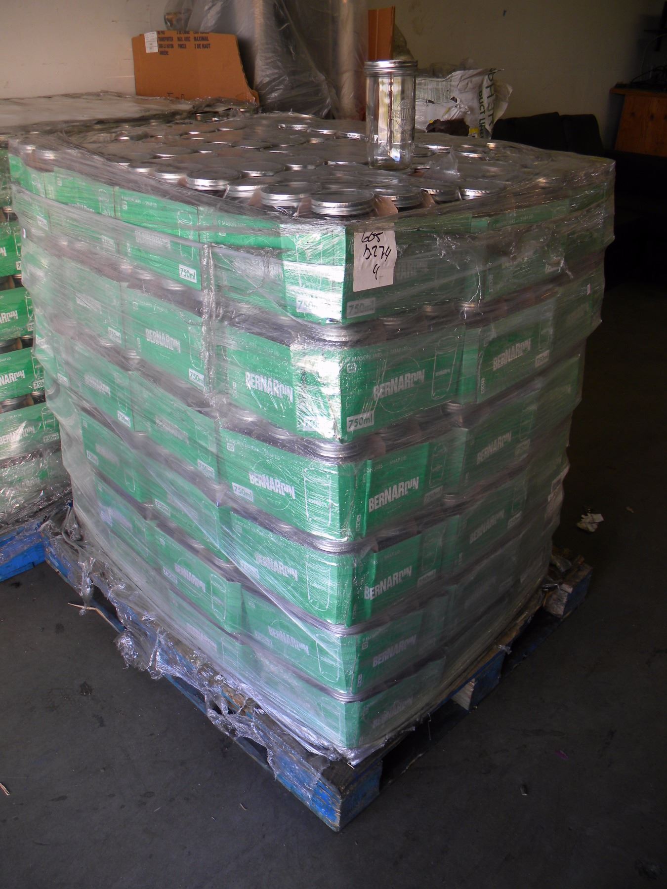 SKID OF 72 FLATS OF 9 BERNARDIN GLASS CANNING JARS WITH SNAP LIDS