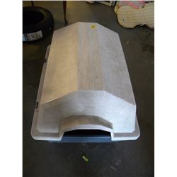 GREY DOG HOUSE