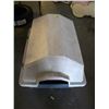 Image 1 : GREY DOG HOUSE