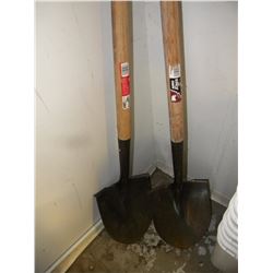 2 SPADE SHOVELS