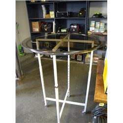 BISTRO TABLE ON WHEELS