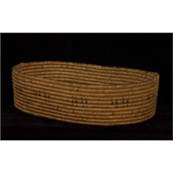 Rare Old Inuit Coiled Oval Basket 9 1