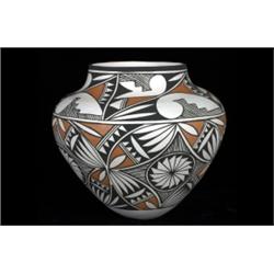 Acoma Pueblo Pottery Olla 9"x 9" Fine