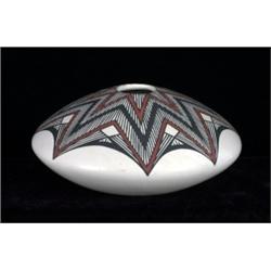 Fine Line Mata Ortiz Pottery by Hilar