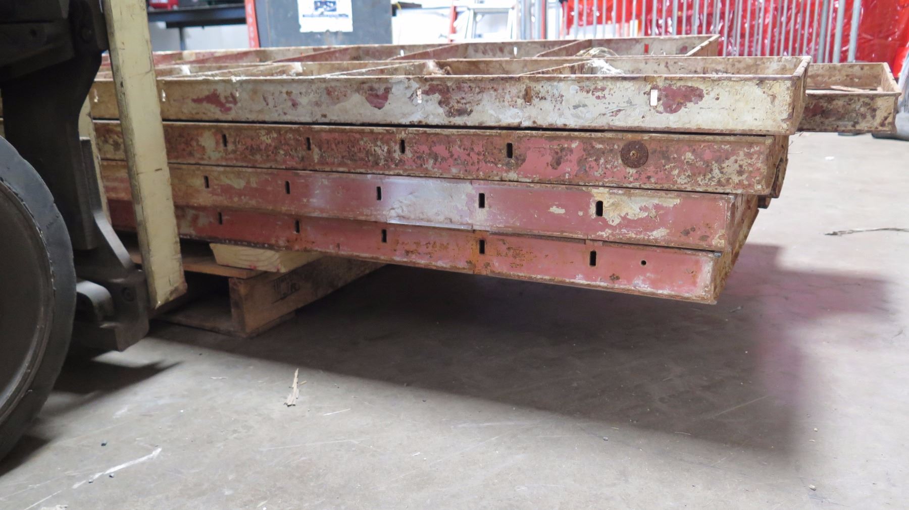 Symons Concrete Wall Forms - Steel Ply Panels - Approx. 8