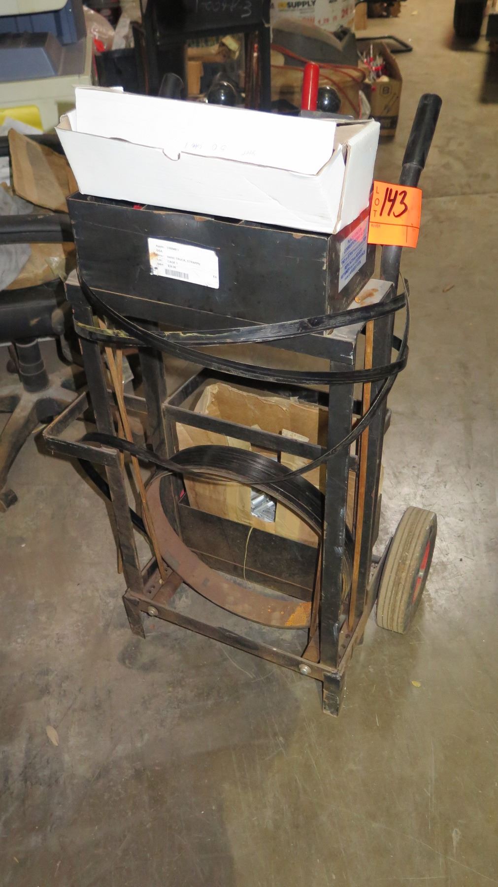 Pallet Banding/Strapping Material on Cart