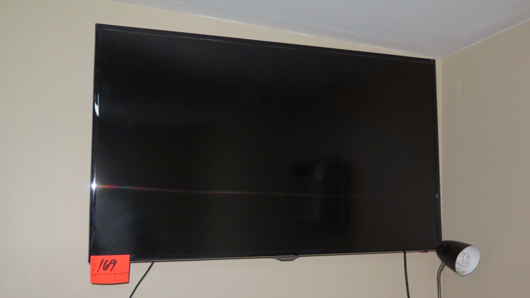 Samsung 50-Inch Wall-Mount LED/LCD Television (model UN50F5500AF ...