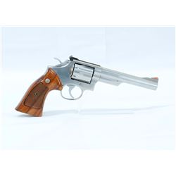 SMITH & WESSON MODEL 66-2 .357 MAG * THIS IS A RESTRICTED HANDGUN*