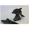 Image 3 : CANADIAN ARDVARK ESKIMO CARVING AND STONE DOLPHIN