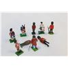 Image 2 : LOT OF WILLIAM GRANT AND SONS METAL SOLDIERS