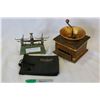 Image 1 : COFFEE GRINDER SCALE AMD PHOTO BOOK