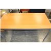 Image 1 : MAPLE AND CHROME TABLE