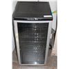Image 1 : KENMORE WINE FRIDGE