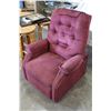 Image 2 : UPOLSTERED LIFT CHAIR
