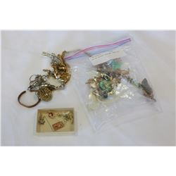 LOT OF ESTATE COSTUME JEWELLRY