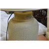 Image 2 : LRGE HOBNAILTABLE LAMP WITH SHADE